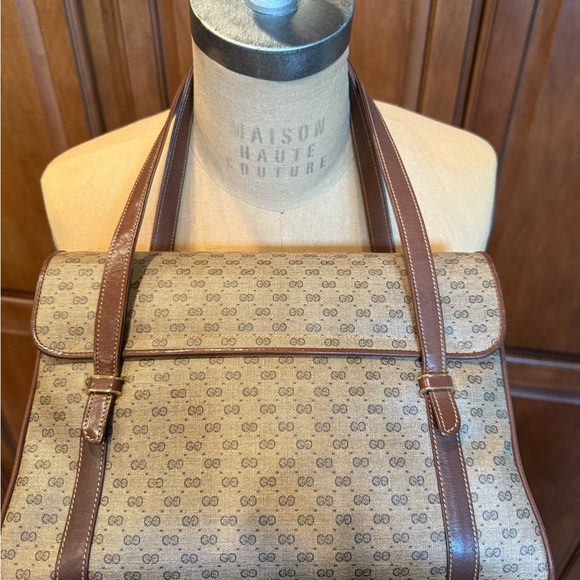 Vintage Gucci Monogrammed Coated Canvas Shoulder Bag with Leather Brown Trim - Picture 5 of 14